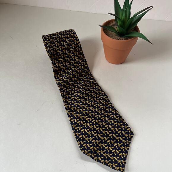 MUSEUM ARTIFACTS 100% Silk Novelty Tie Blue 58" Judge Yellow Gavel Legal - Picture 9 of 10